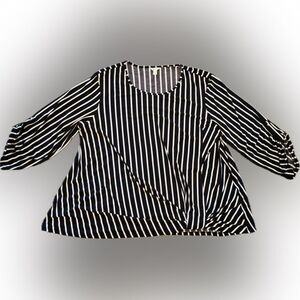 CATO Women’s PLUS SIZE Blouse - Size 22/24 W Black & White stripped Top